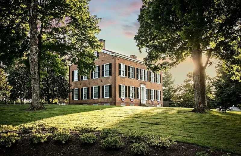 The Mansion Behind Kentucky's Most Famous Song