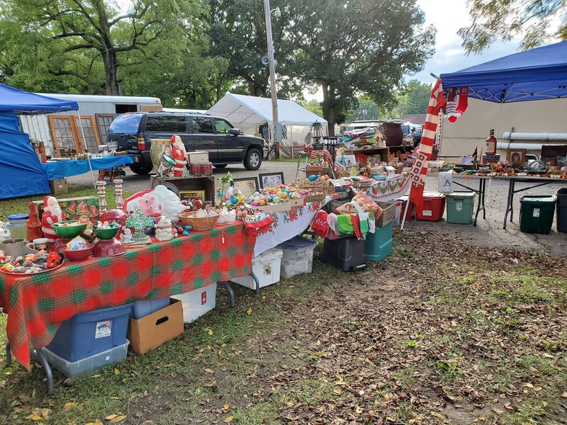 Shady Spots And Helpful Carts Keep The Day Easy