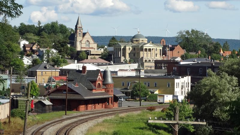 A Tiny Mountain Town That Runs The Whole County