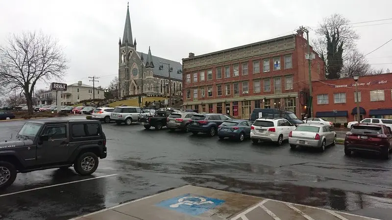 Spend a Fall Day in Staunton
