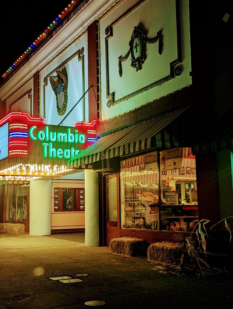 Where Halloweentown Fans Come To Geek Out