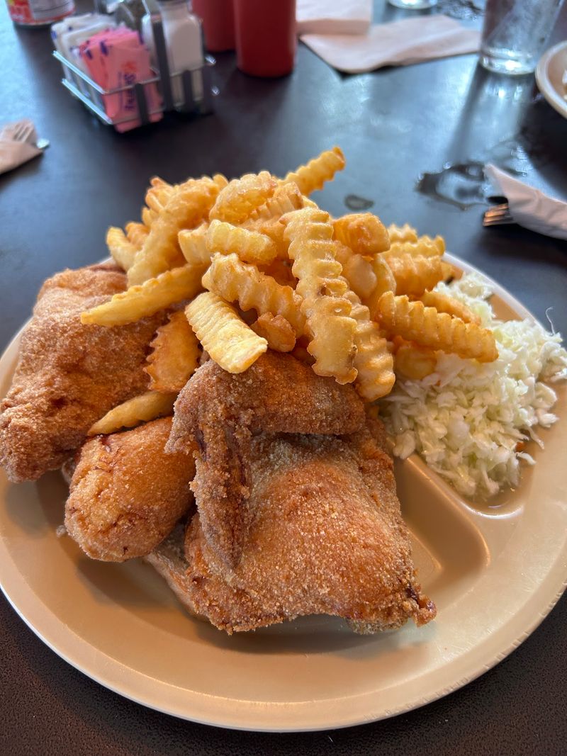 South St. Louis Has Kept This Chicken Counter Busy For Generations