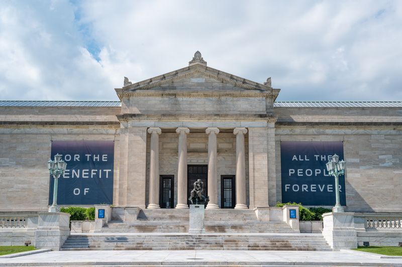 Free Admission Takes the Pressure Off