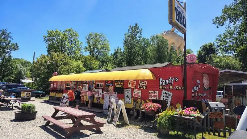 A Roadside Stop in the Irish Hills