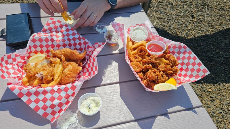 A Wallet-Friendly Coast Lunch For The Whole Crew