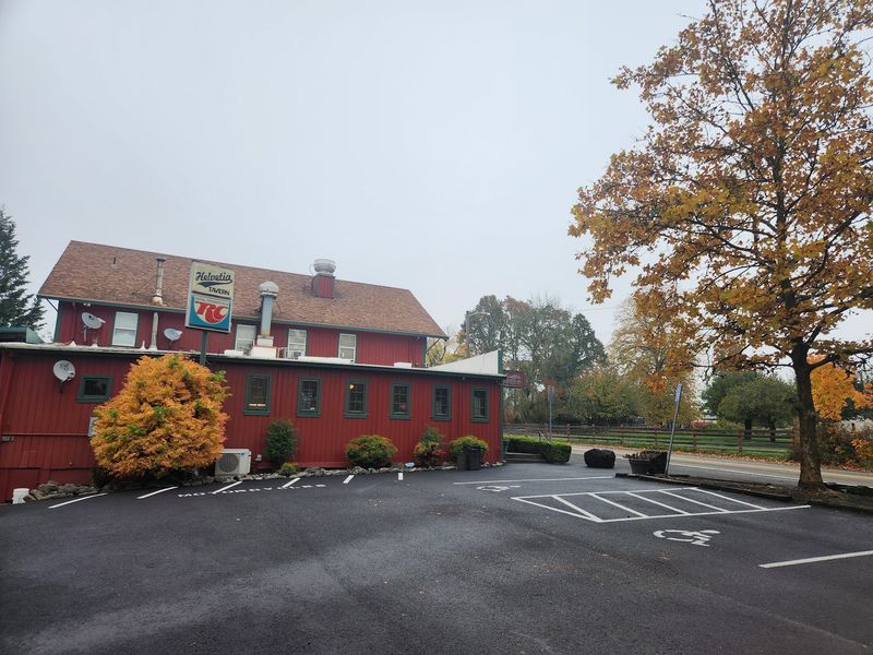 Planning Your Burger Run: Hours, Parking, and Address