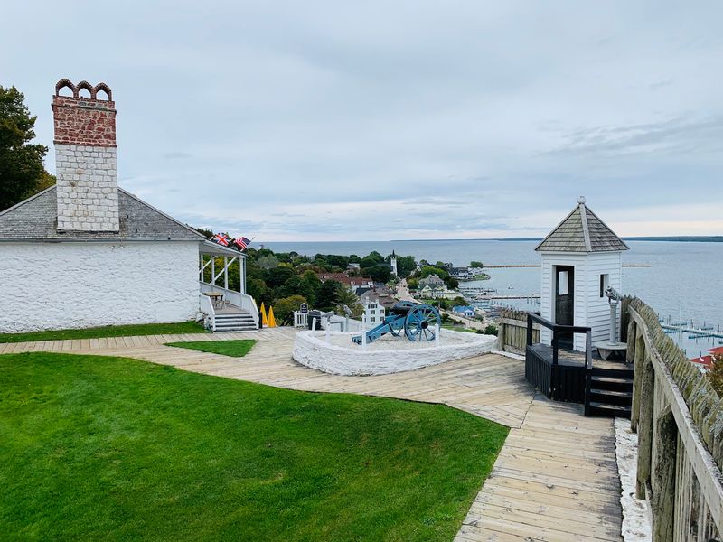 Soldiers, Cannons, And A Fort On The Bluff