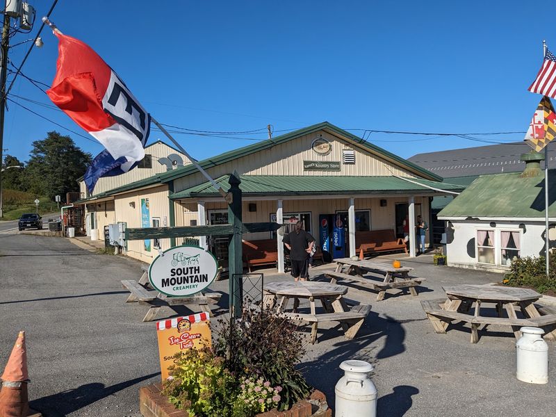 The Farm Store Shelves Go Way Beyond Ice Cream