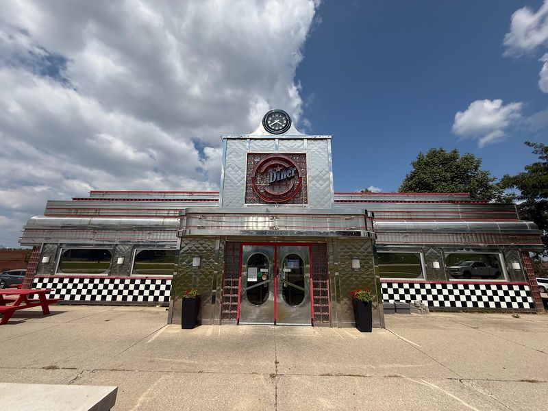 The Drive Ends at a Straightforward Iowa Stop