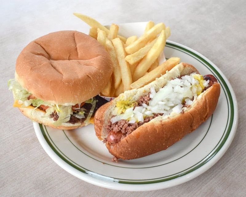 Starlite Diner & Coney Island, Burton, MI