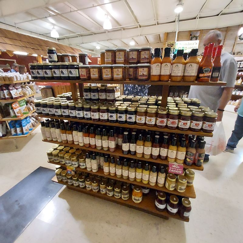 180 Kinds Of Jars Are Waiting For Your Toast
