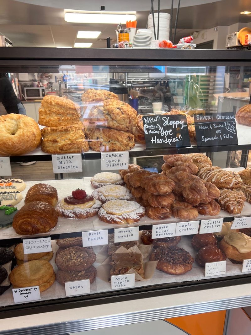 Sweet Mary's Bakery: Follow the Cinnamon in Akron