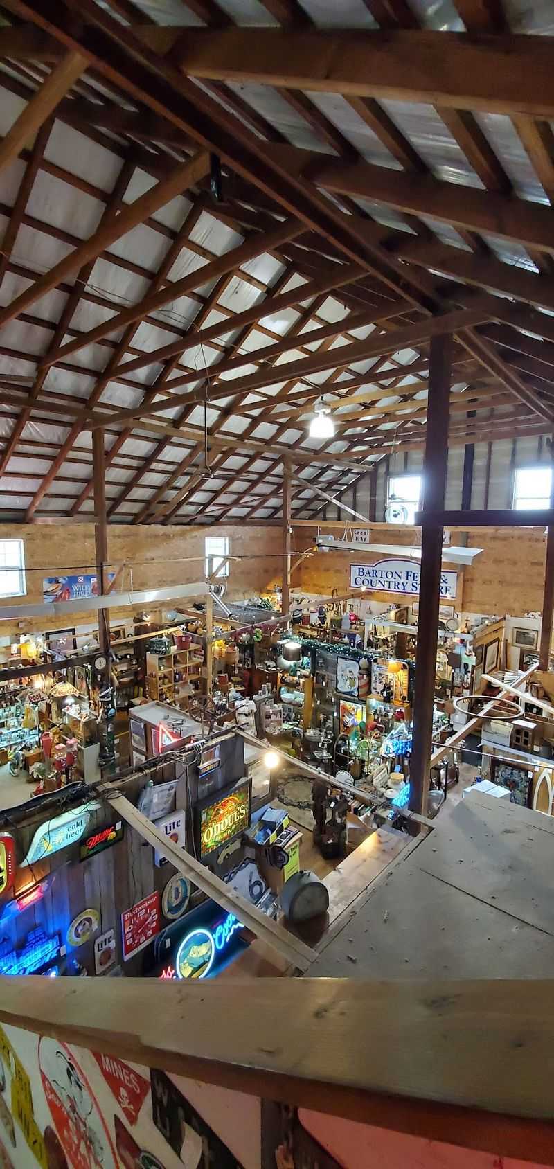Why This Barn Belongs on Your Weekend List