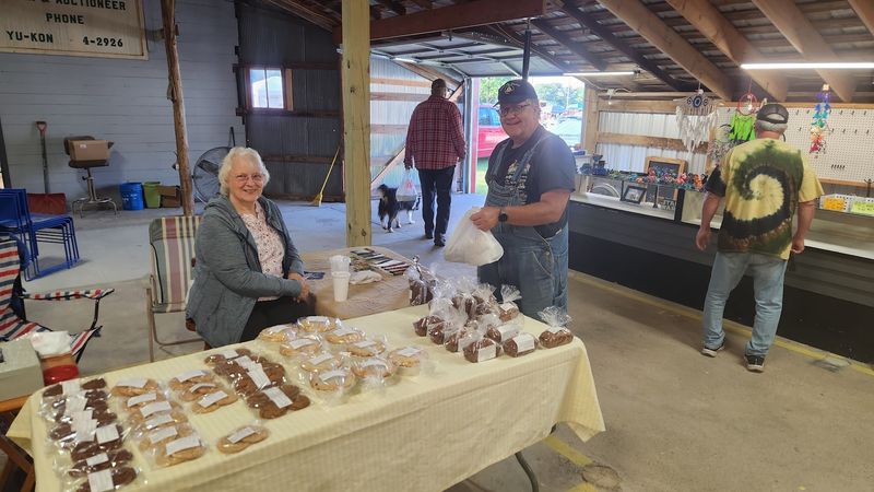 Look For Fresh Produce And Country-Market Goods