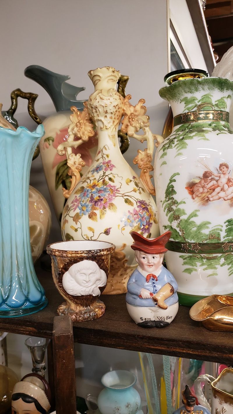 Collectibles Reward a Curious Eye