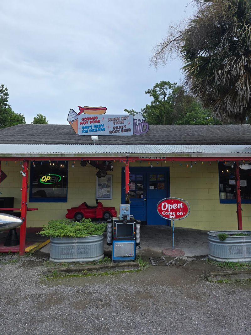Plot Your Course Up Highway 17 Before Your Stomach Growls