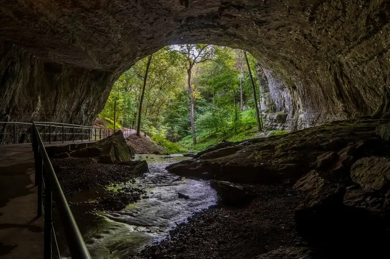 Why This Little Cave Earns A Spot On Your Missouri List