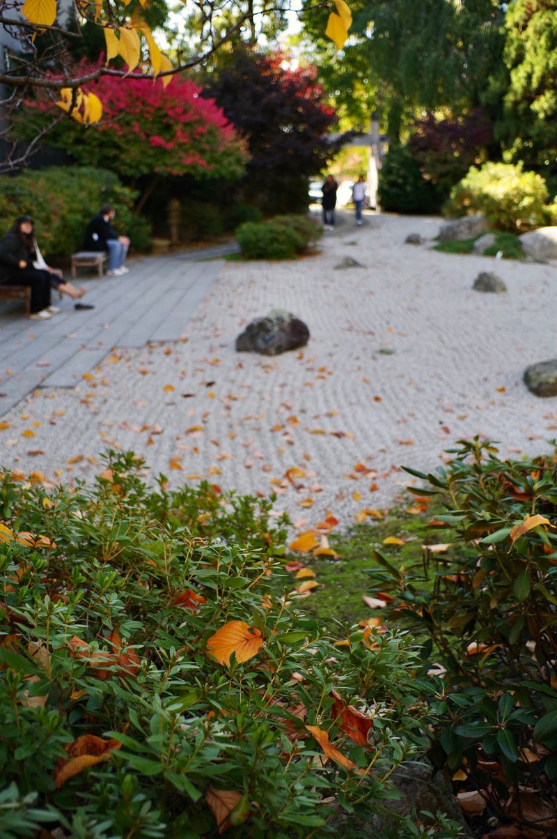 Visit When The Garden Becomes A Seasonal Escape