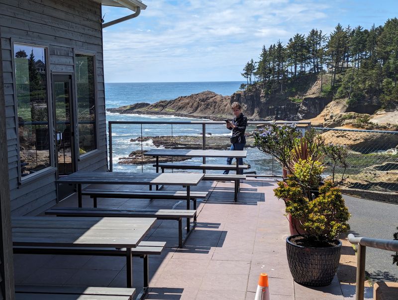 A Cliffside Seafood Stop Right On Highway 101