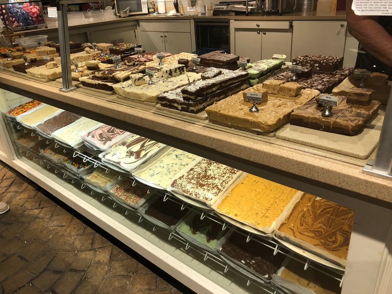 Make A Sweet-Tooth Stop At Yankee Candy And The Fudge Shop