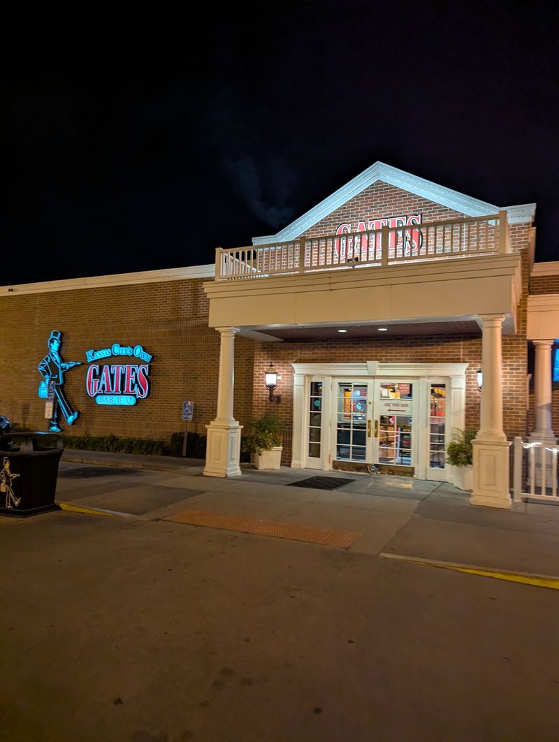 Late Hours Make Planning Your Visit Easy