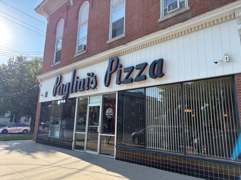 A & A Pagliai's Pizza