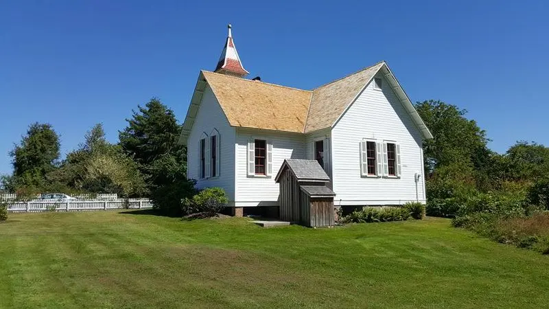 Why This Little Bay Town Deserves A Spot On Your List