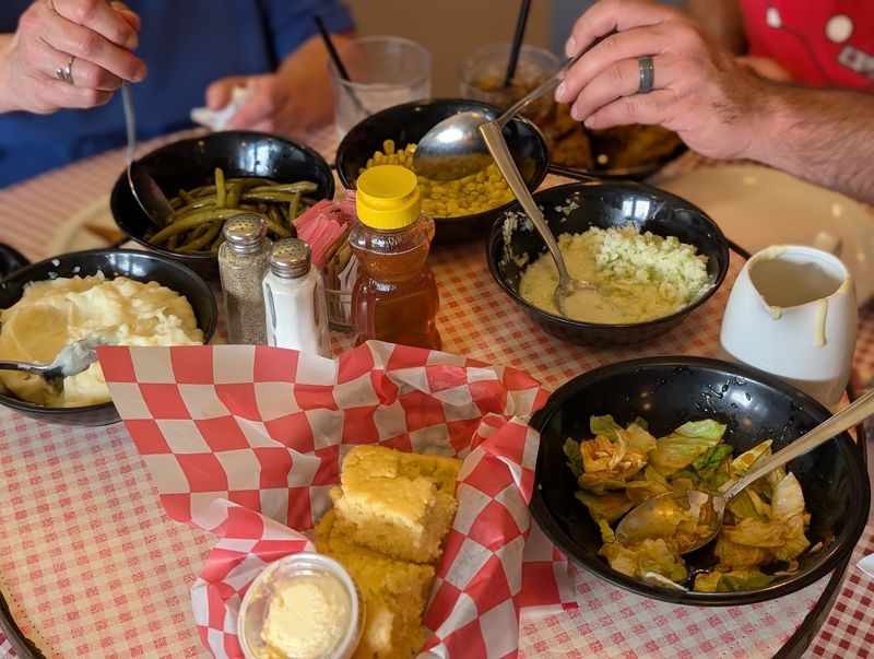 Cornbread and the Supporting Cast