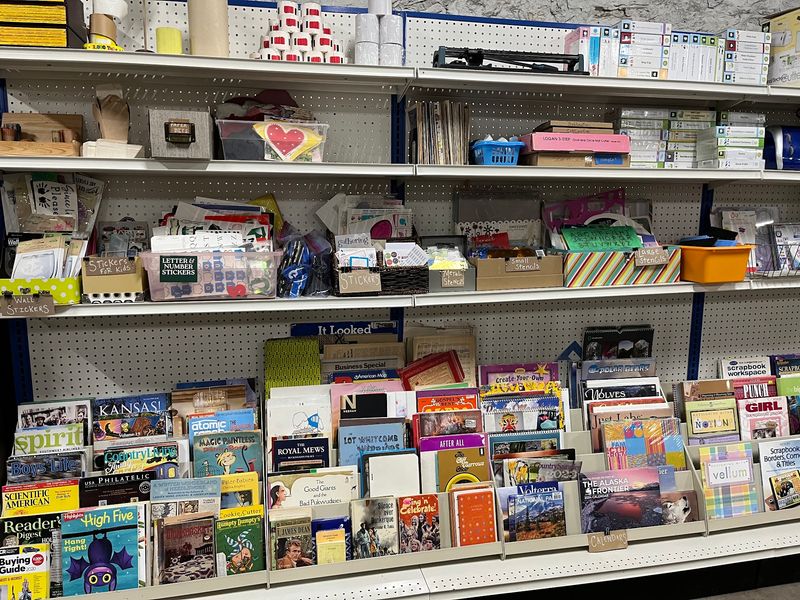 Bring The Grandkids For Open Studio Crafting