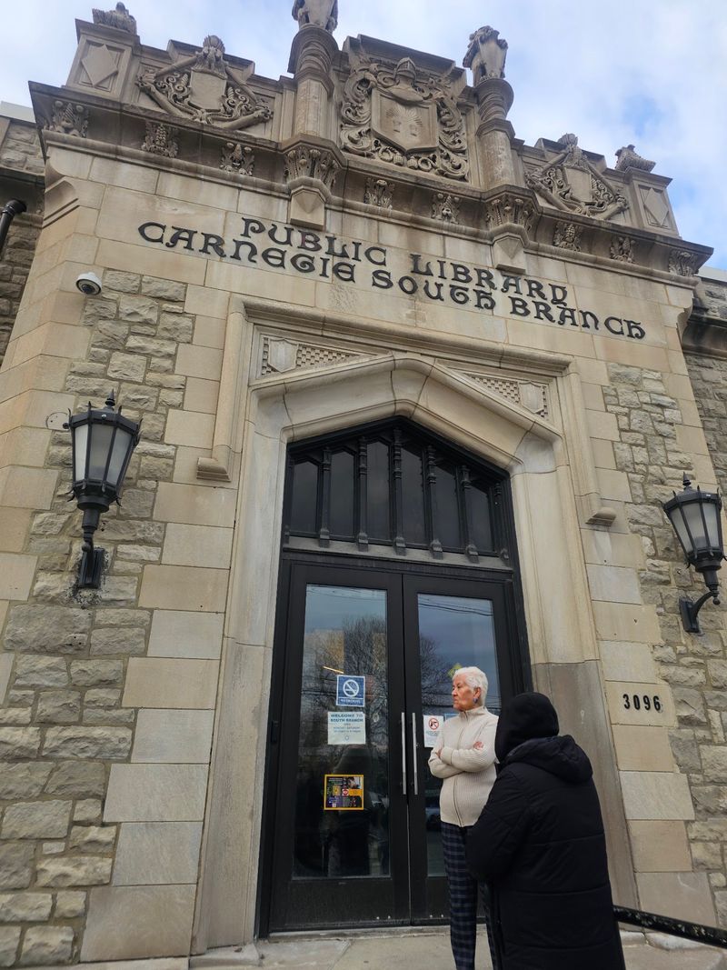 Cleveland Public Library South Branch in Tremont