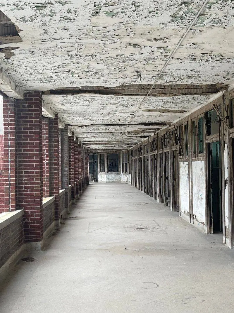 The Tunnel That Swallows Flashlight Beams
