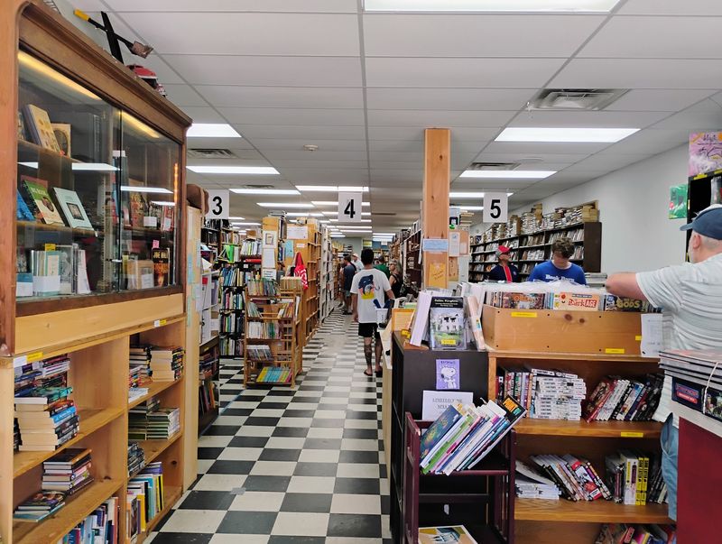 Sci-Fi Fans And Mystery Lovers Get Their Own Playground
