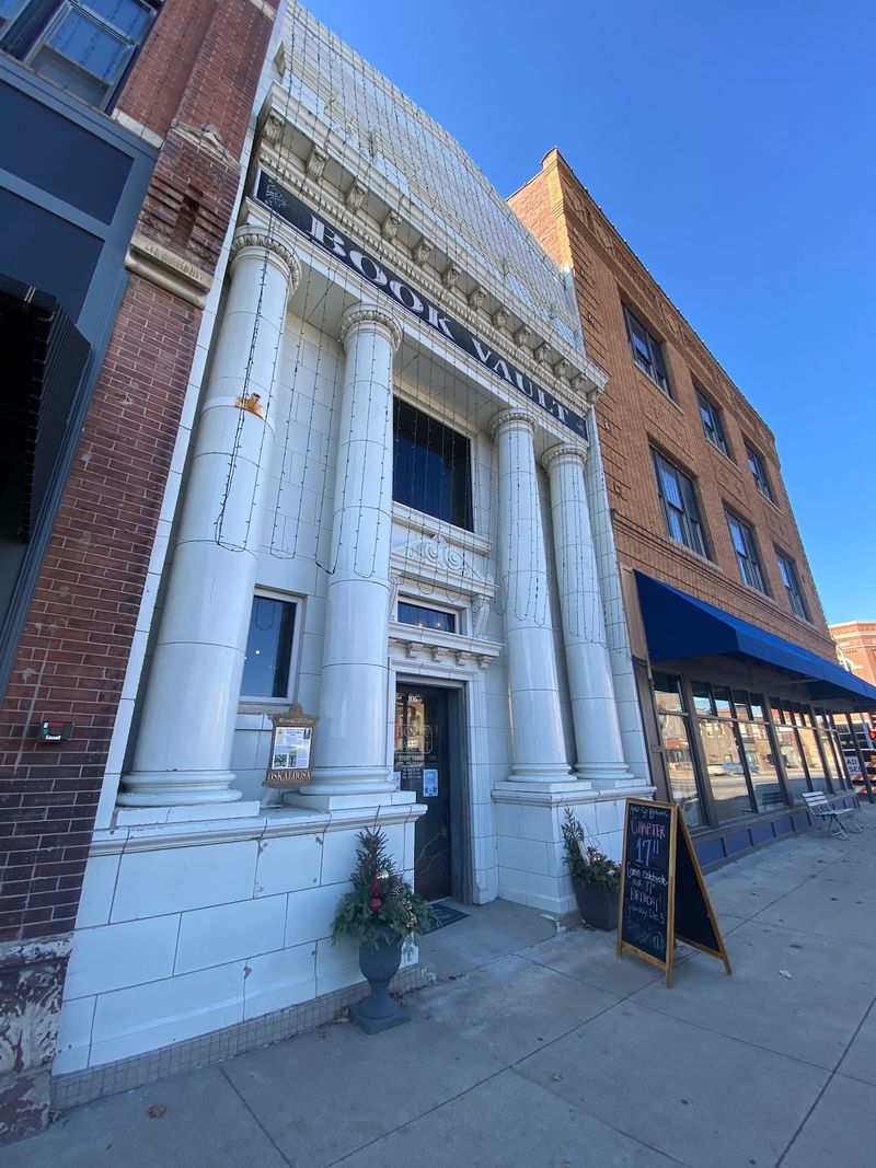 Step Inside A Former Oskaloosa Bank