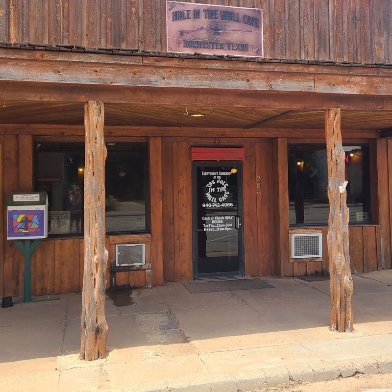 The Hole In The Wall Cafe