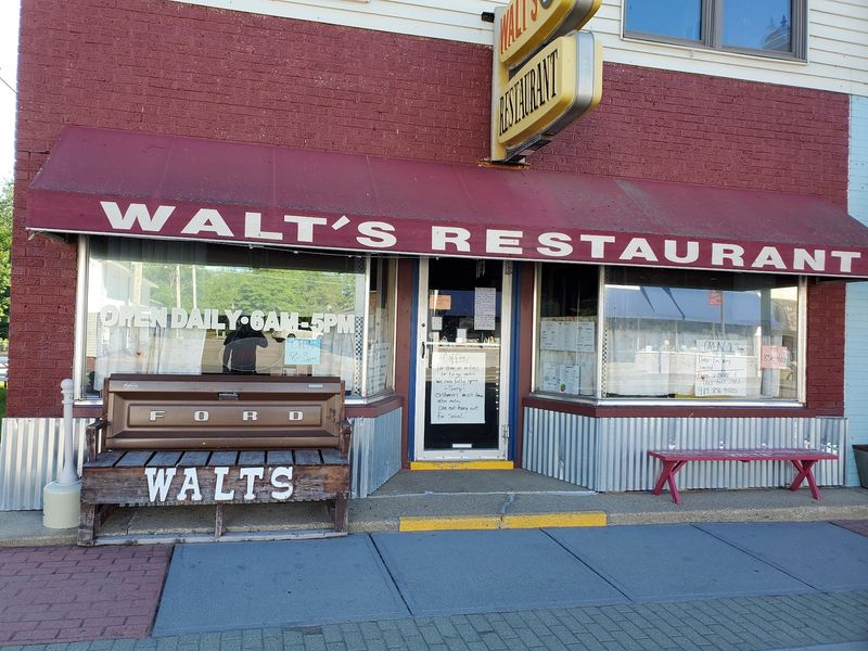 Step Into A Caseville Diner That Has Been Serving Breakfast For Decades
