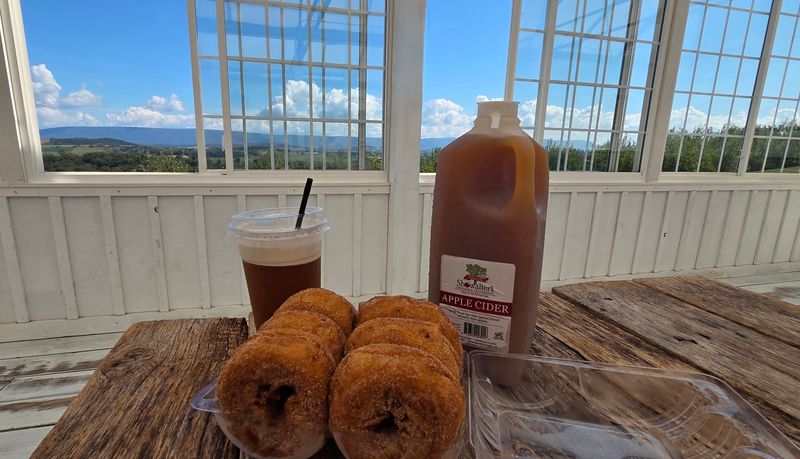 Fresh Cider Doughnuts at Showalter’s Orchard