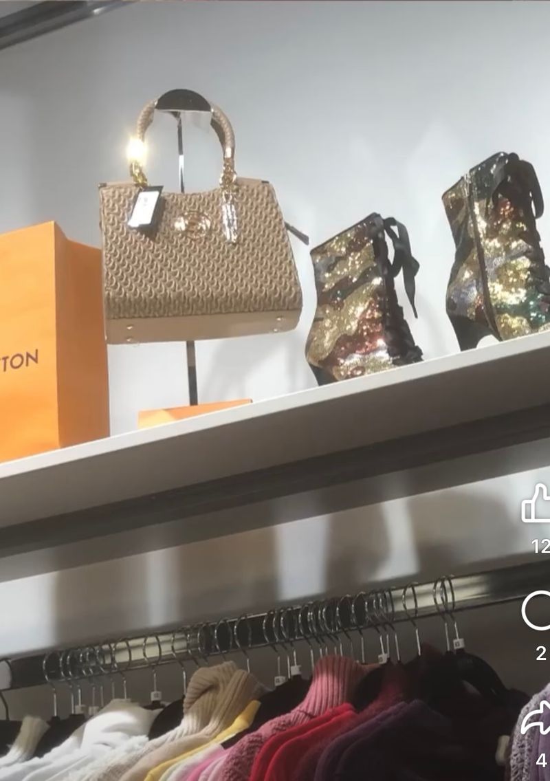 Brand-Name Finds Without a Fixed Shopping List