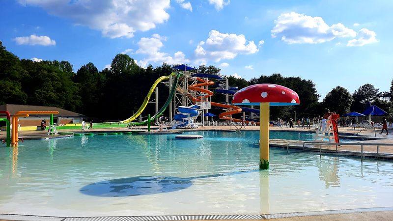 A Seasonal Water Park Adds a Splash of Excitement