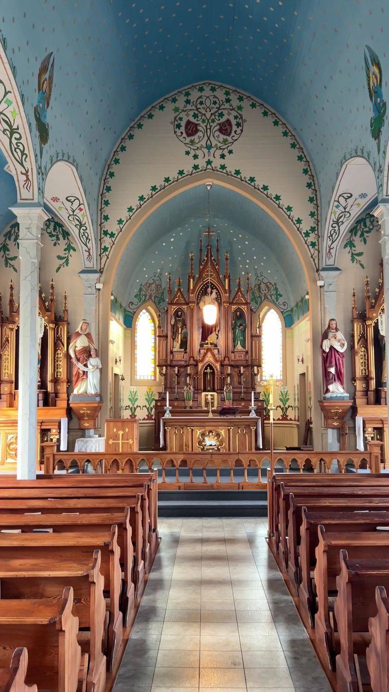Stenciled Vines, Angels, And A Dramatic Altar