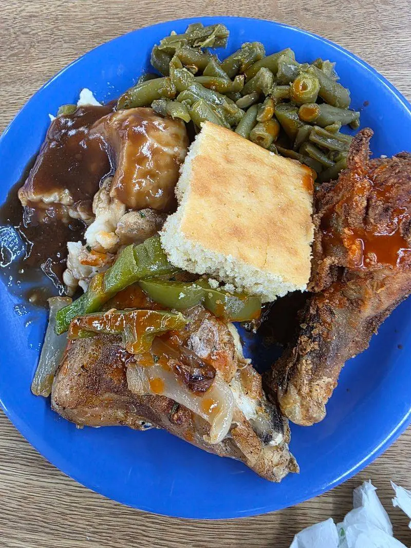 Sistas' Kitchen | Soul Food