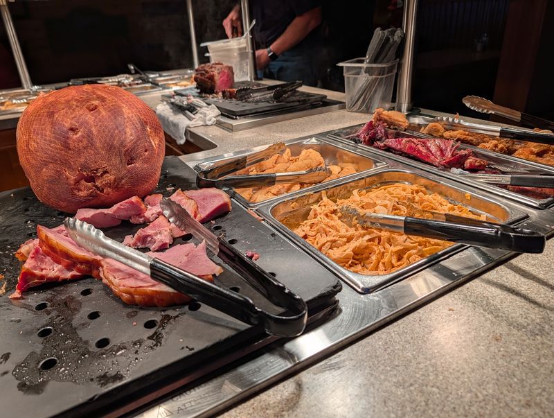 Why This Buffet Earns A Spot On Your Next Missouri Road Trip
