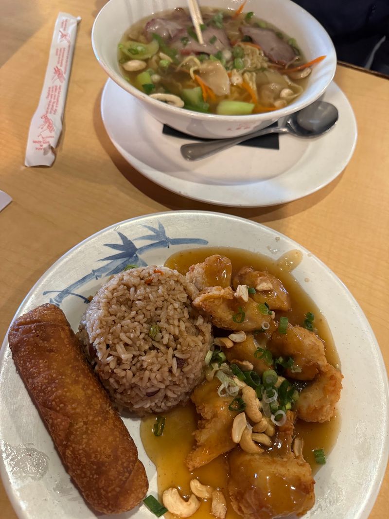 Gluten-Free Diners Finally Get Their Cashew Chicken Fix