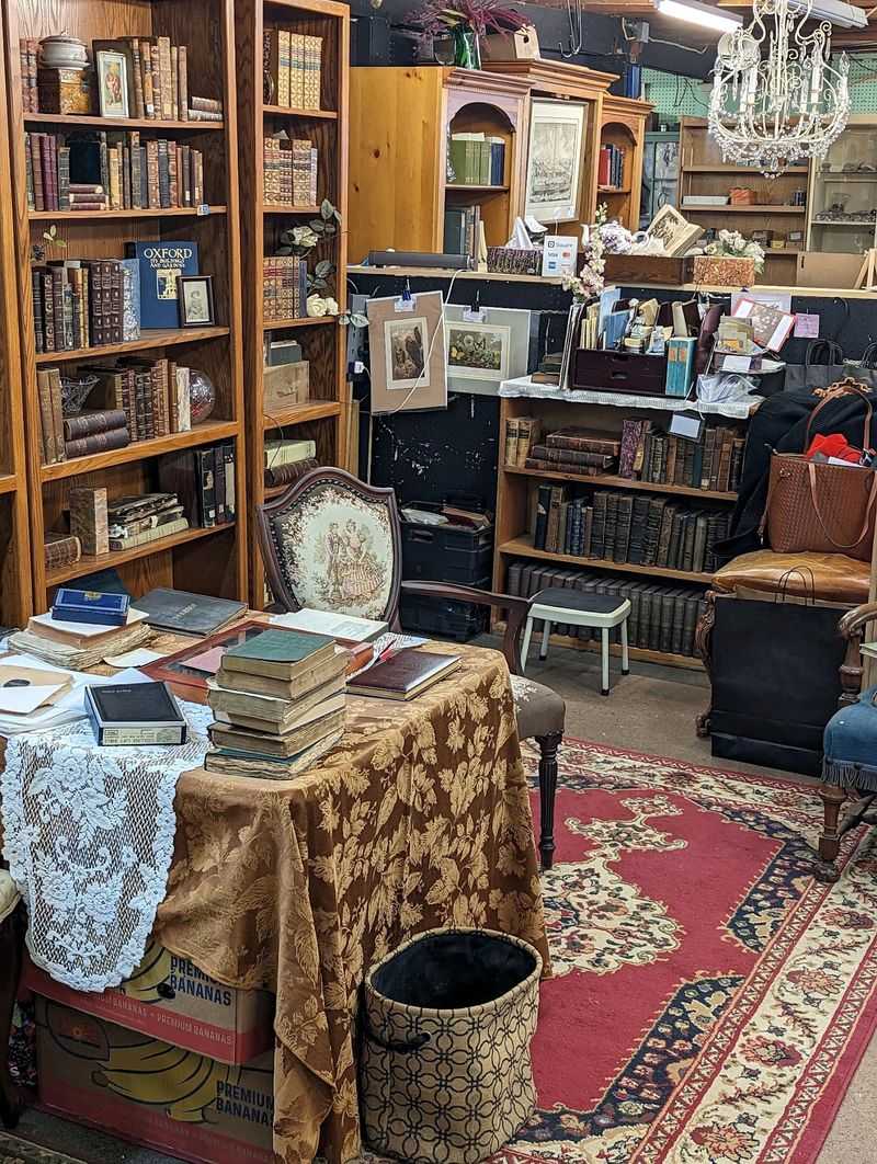 Comfortable Browsing Leaves Room for Better Finds