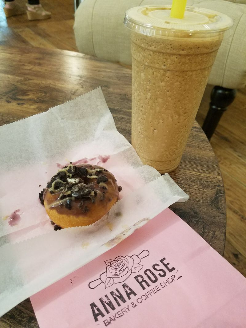 A Downtown Breather at Anna Rose Bakery & Coffee Shop