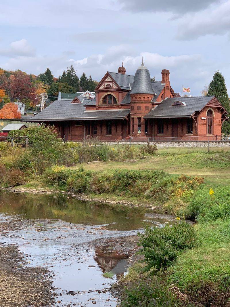 Who Will Love A Weekend Here Most