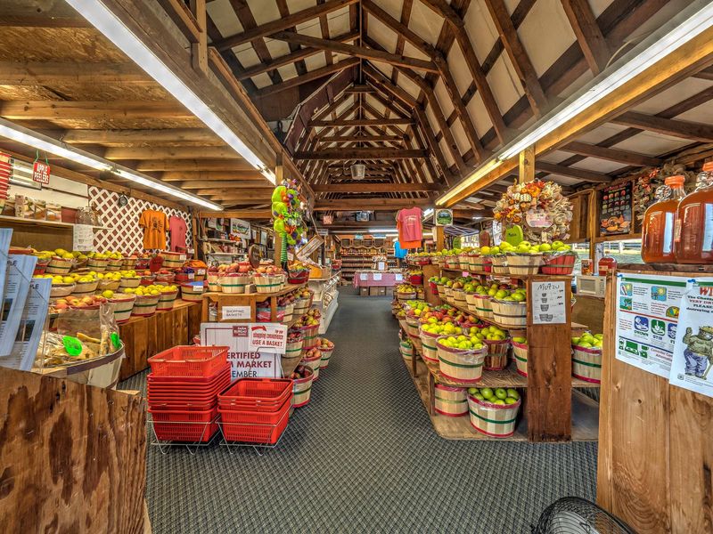 Red Apple Barn