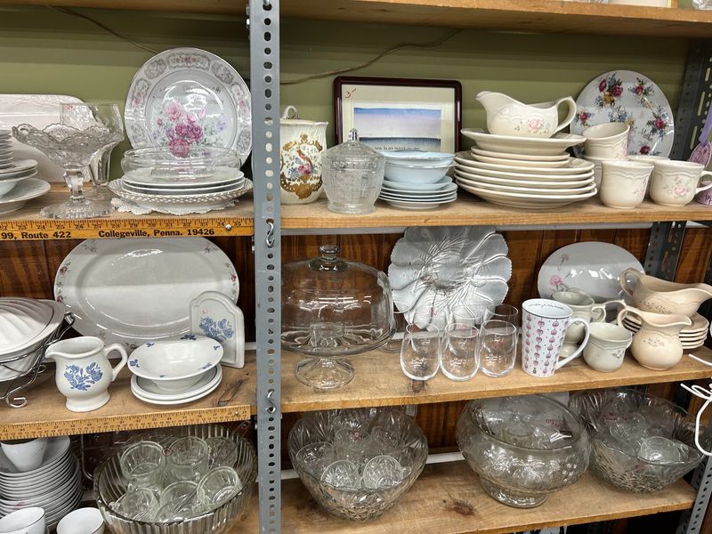 Kitchen Shelves Here Could Restock An Entire Apartment