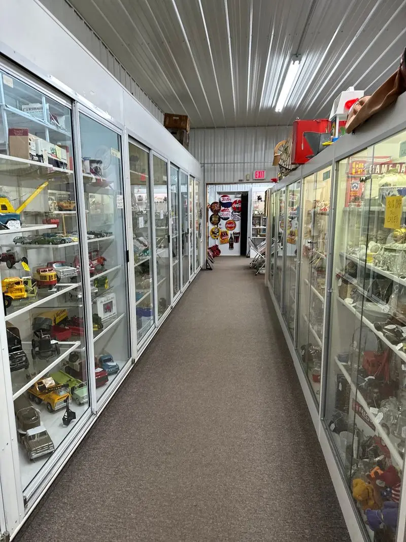 Start With The Sheer Variety Of Dealer Booths