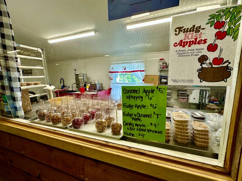 Hillcrest Orchards