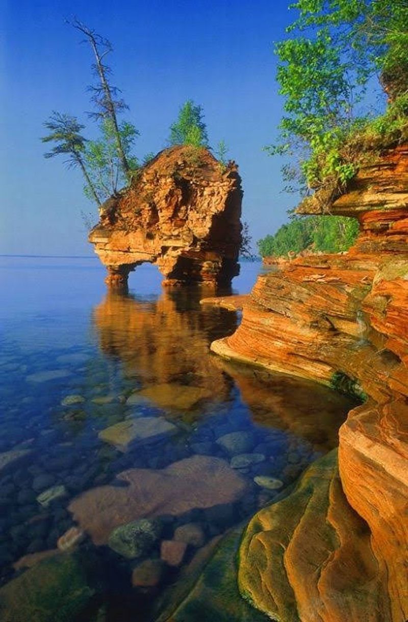 A Shoreline That Looks Far From Home